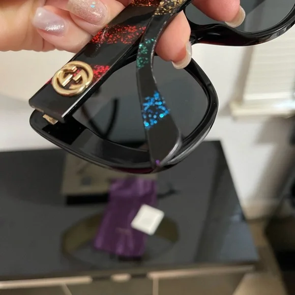 Gucci - Picture 4 of 8